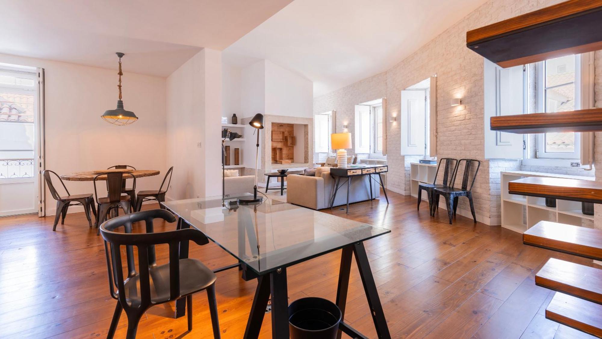 Charming 3Bdr Duplex In City Center By Lovelystay ลิสบอน ภายนอก รูปภาพ