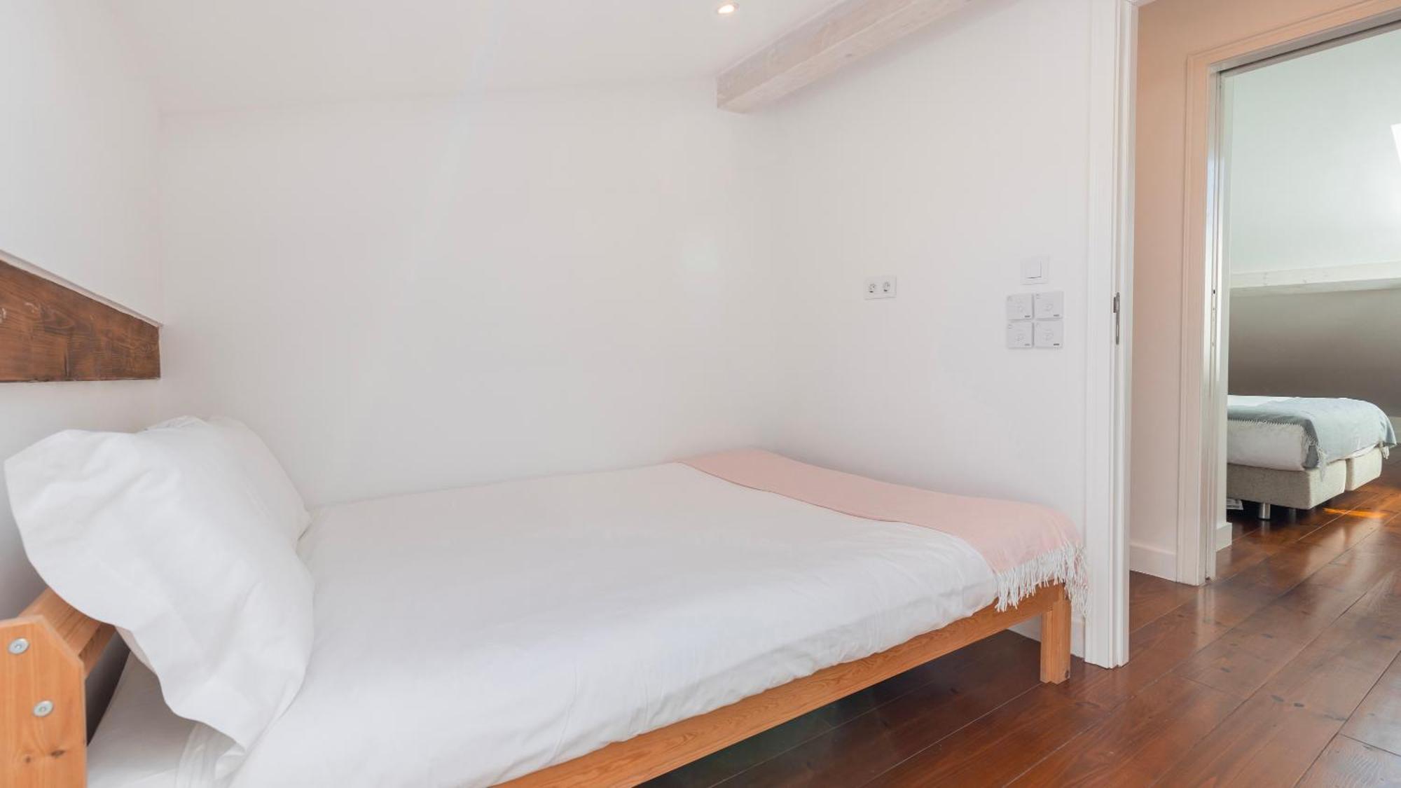 Charming 3Bdr Duplex In City Center By Lovelystay ลิสบอน ภายนอก รูปภาพ