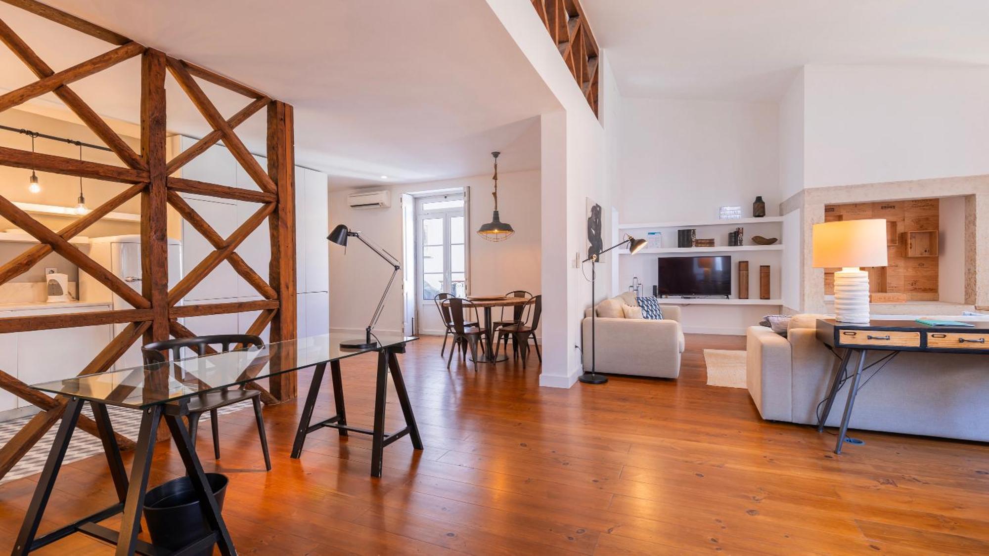 Charming 3Bdr Duplex In City Center By Lovelystay ลิสบอน ภายนอก รูปภาพ
