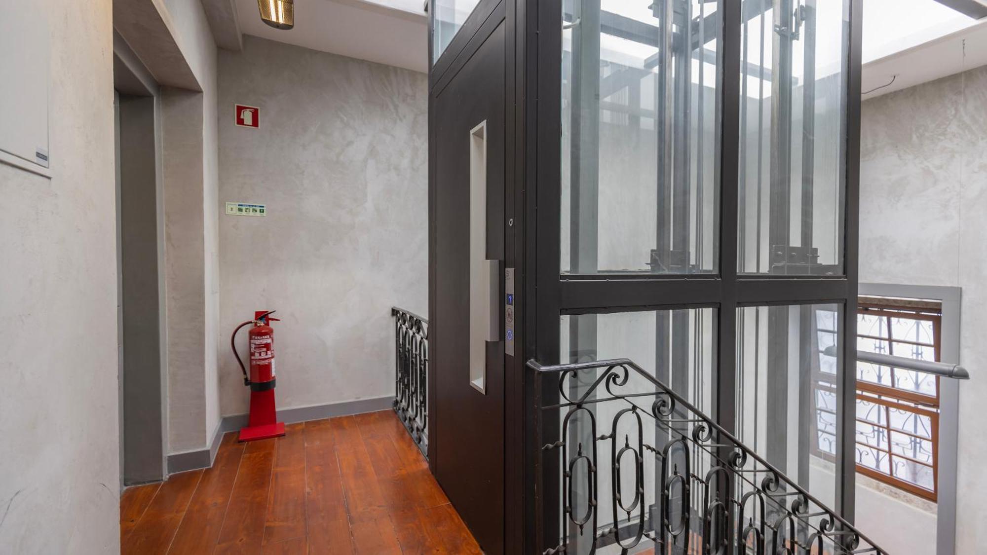 Charming 3Bdr Duplex In City Center By Lovelystay ลิสบอน ภายนอก รูปภาพ